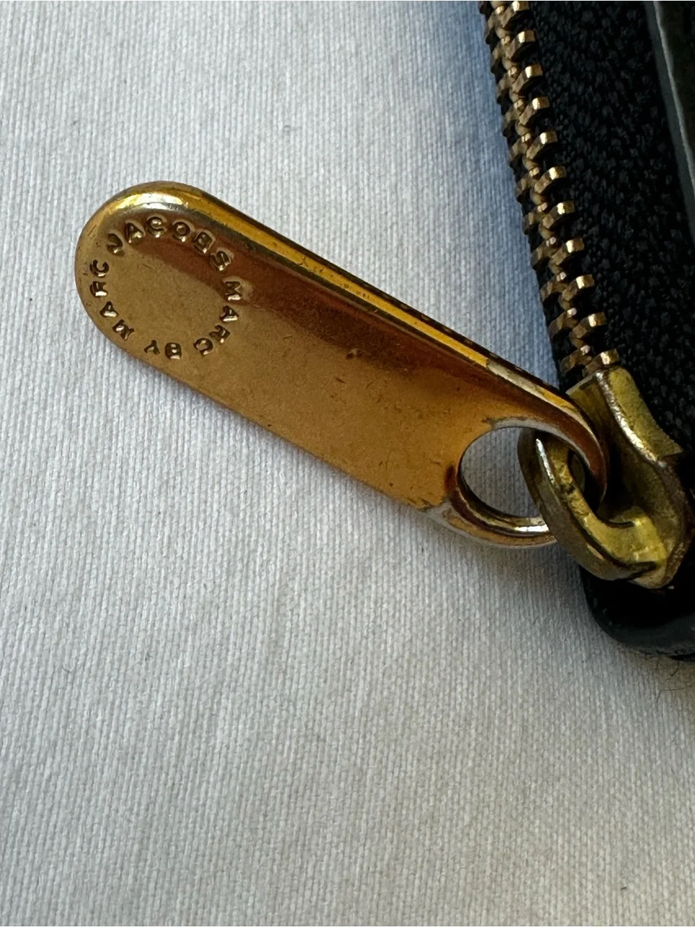 Marc By Marc Jacobs Black Pebbled Leather Zip Around Wallet Continental